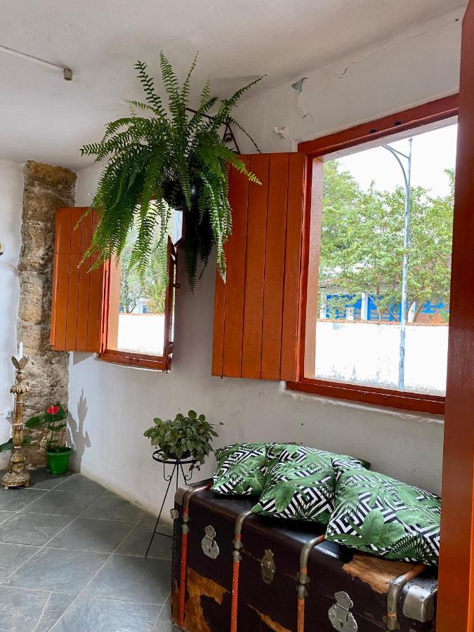 Hostel Dona Generoza Araquari Exterior photo